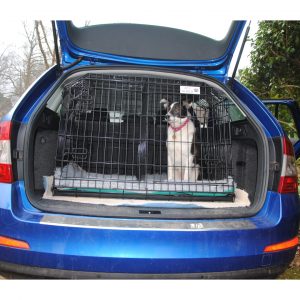 PET WORLD SKODA FABIA SLOPING CAR DOG 96-13 CAGE BOOT TRAVEL CRATE PUPPY GUARD 