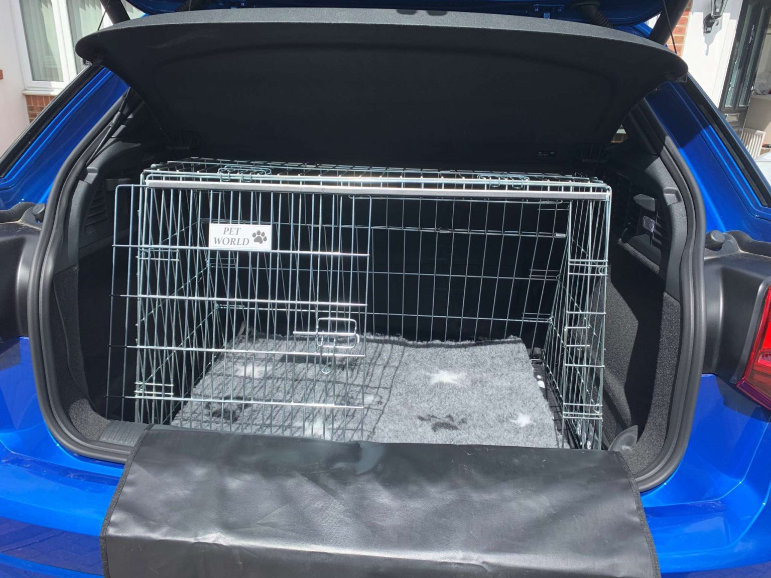 Pet World Car Dog Cage Crate AUDI Q2 Pet World