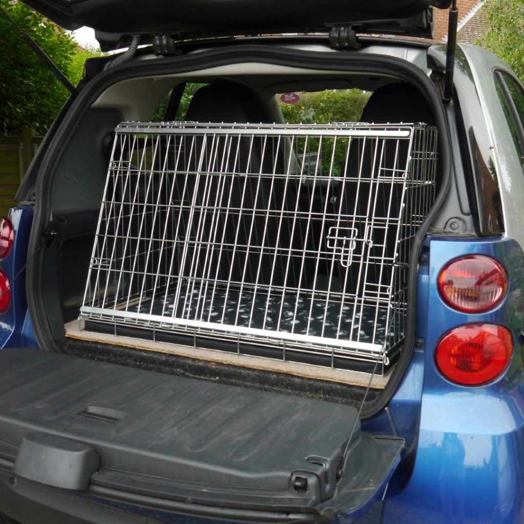 Pet World Car Dog Cage Crate Travel Guard Mazda 2 2002 2007 Pet World