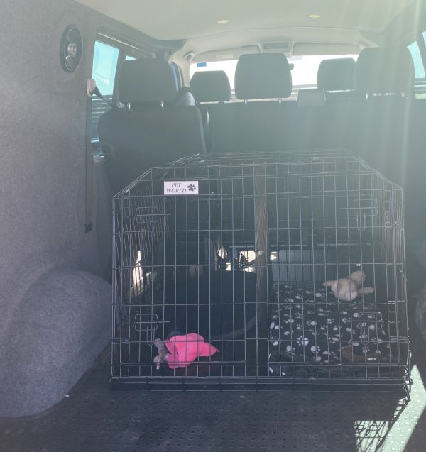 Pet World Car Dog Cage Crate Volkswagen VW Transporter T6 Van Pet World