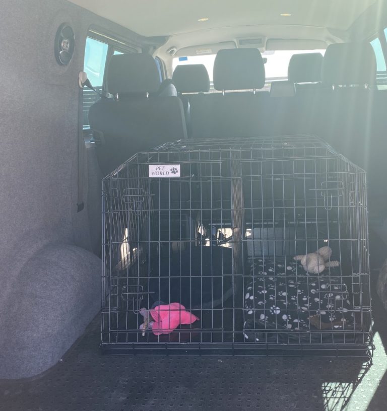 Volkswagen VW Transporter T6 Van Car Dog Crate Dog Travel Crate Pet