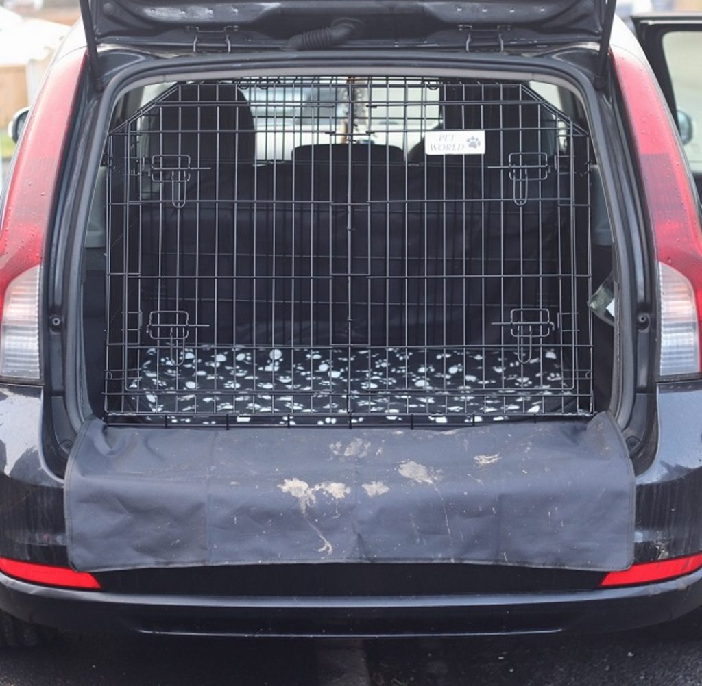 Pet World Volvo V50 2008 Estate Car Dog Cage Pet World
